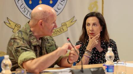 La ministra de Defensa, Margarita Robles visita este jueves el Mando de Operaciones de la Base de Retamares en Pozuelo de Alarcón