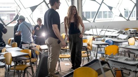 La cantante colombiana Shakira, en su visita a la Institución educativa Carrasquilla Industrial
