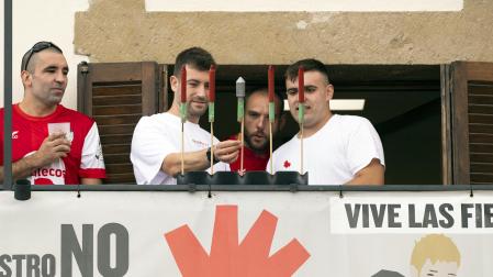Fotos del cohete de fiestas de Barásoain