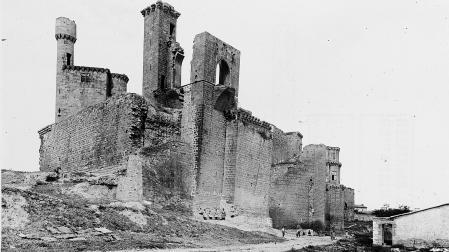 Palacio Real de Olite en el siglo XIX. Un castillo “de cuento de hadas”, según Deverell