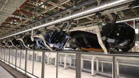 Unidades de Taigo y T-Cross en la línea de montaje de Volkswagen Navarra