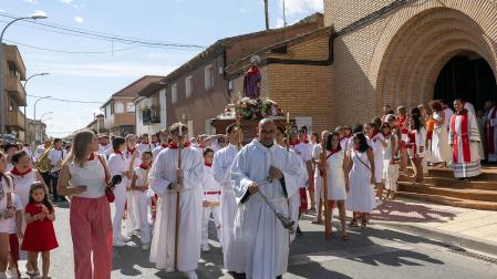 Fotos de la procesión en honor a San Bartolomé en fiestas de Ribaforada 2026