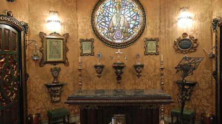 Capilla del salón de recepciones del Ayuntamiento de Pamplona, que solo puede verse con las visitas por el Privilegio y con la visita de San Miguel de Aralar