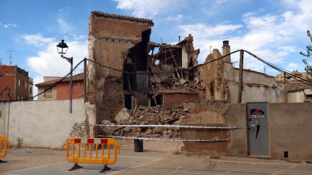 Imagen del edificio derrumbado en la calle Rey de Cintruénigo
