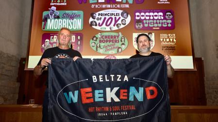 Josetxo Balda (izquierda) y Germán Rubio, este miércoles en la presentación en Pamplona de la octava edición de Beltza Weekend