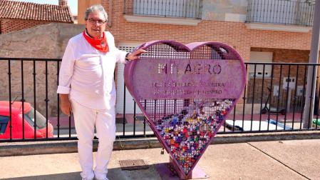 José Ignacio Pardo posa en el parque de la Igualdad de Milagro