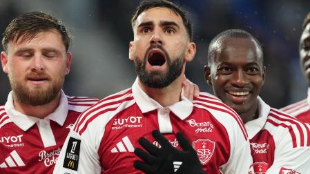 Del Castillo celebra un gol con el Brest