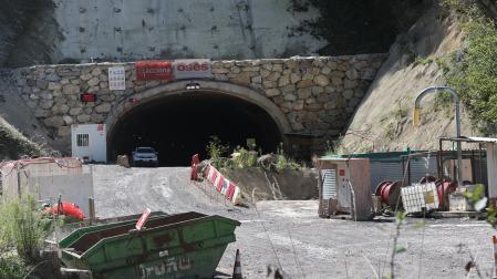 Estado que presentaba este miércoles la boca norte del túnel de Belate, sin ningún signo de actuación sobre la fase de 'destroza'.