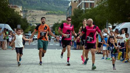 Participantes en la IX Carrera Popular de Artica disputada este domingo, 6 de septiembre