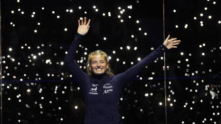 La jugadora de pádel Alejandra Salazar, durante el homenaje por su retirada durante el Torneo de Pádel Comunidad de Madrid Premier Padel P1 by Oysho, este domingo en Madrid