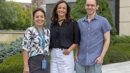Jovanna González, Maite Huarte y José Antonio Mérida, profesionales del Cima Universidad de Navarra que han coordinado el estudio