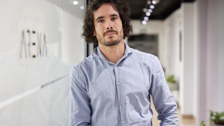 A* Jesús Garzaron F* 2023_11_02 T* Javier Marín, responsable en Pamplona de Arena Green Power L* Calle Arcadio María Larraona
