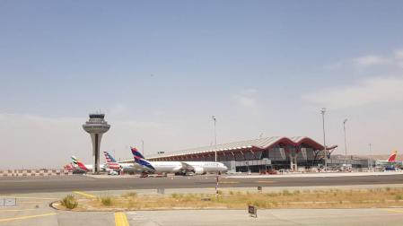 Pistas y terminales del aeropuerto de Zaragoza
