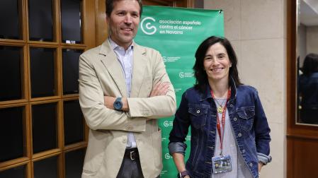 Jaime Gallego y Marta Alonso, investigadores del Cancer Center Clínica Universidad de Navarra