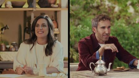 Aida Bao y Aitor Albizua son los presentadores de 'Cosas nuestras', el nuevo programa de fin de semana de La 1