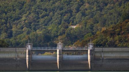 Imagen del embalse de Eugi tomada el pasado 23 de agosto. Hace poco más de un mes. Desde entonces no ha habido precipitaciones.