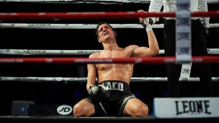 Ander Amatriain, boxeador navarro sobre el ring durante una competición