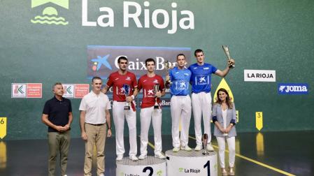 Los finalistas, en el podio