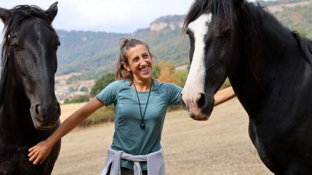 A: Sonia Salsamendi F: 01/10/26 P: Sara García García de Albizu L: Eulate T: Terapia con caballos
