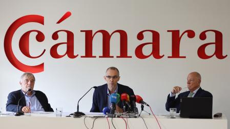*A: JOSE CARLOS CORDOVILLA *F: 01-10-2026 *P: EMILIO HUERTA, FERNANDO SAN MIGUEL Y JAVIER TABERNA *L: PAMPLONA *T: PRESENTACION INFORME SOBRE VIVIENDA EN LA CAMARA NAVARRA DE COMERCIO
