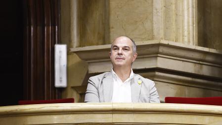 El secretario general de Junts, Jordi Turull, en la tribuna de invitados del Parlament en la tercera y última jornada del debate de política general