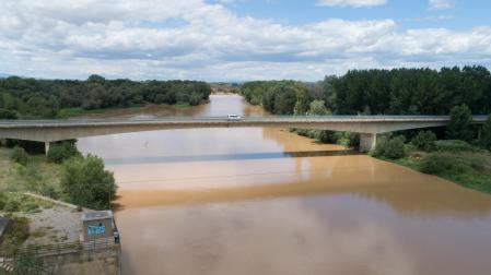 Puente de la carretera N-113 sobre el Ebro, en Castejón