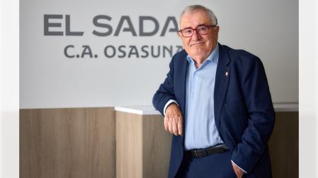 Luis Sabalza, en el estadio de El Sadar