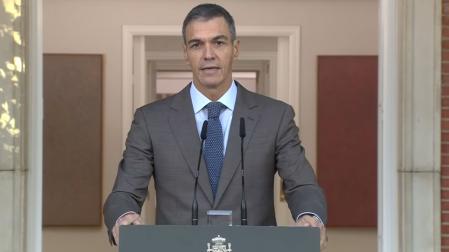 Un momento de la comparecencia de Pedro Sánchez en Moncloa este lunes para anunciar si hay adelanto electoral