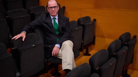 Salvador Sánchez Tapia en el salón de actos de la Casa de la Juventud en Pamplona