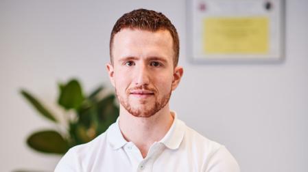 Aitor Arrazola, nutricionista en Pamplona, tiene su clínica en Ansoáin