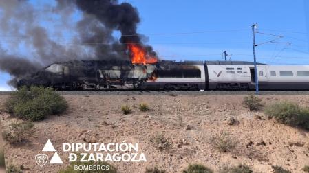Imagen de la cabina de cola ardiendo