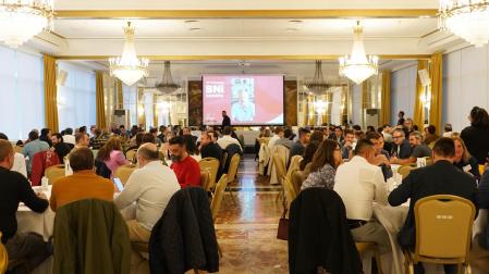 Un momento del encuentro empresarial organizado por BNI Navarra en el Hotel Tres Reyes