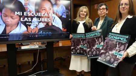 Desde la dcha., Cristina Pérez, Loreto San Martín y Maite Basterra presentaron la campaña