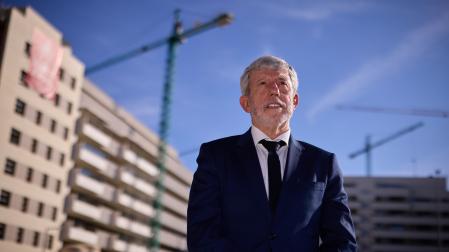 A* Jesús Garzaron F* 2026_10_14 T* Juan Las Navas, presidente de la Asociación de Constructores y Promotores de Navarra. L* Azpilagaña, Pamplona.