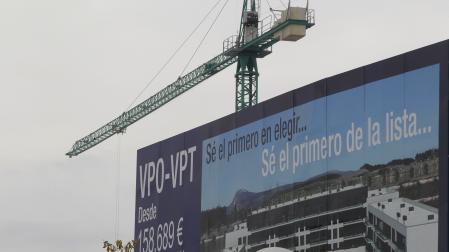 Imagen de archivo de una promoción de viviendas protegidas en Ardoi que data de 2011*F: 19 OCTUBRE -2011*L: CIZUR MAYOR - ARDOY*P:*T: IMAGENES GENERICAS DE VIVIENDA Y CONSTRUCCION PARA ARCHIVO - VIVIENDAS PROTEGIDAS ( VPO- VPT) - Eduardo Buxens EDUARDO BUXENS