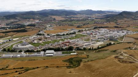 Todos los propietarios de VPO y VPT están obligados a comunicar al Gobierno de Navarra cualquier operación de venta de sus viviendas sin descalificar*L: SARRIGUREN*T: PAMPLONA DESDE EL AIRE IVAN BENITEZ