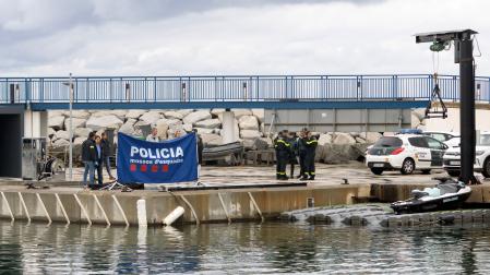 Los equipos de emergencia han localizado este domingo en el mar el cuerpo sin vida de la mujer desaparecida este sábado