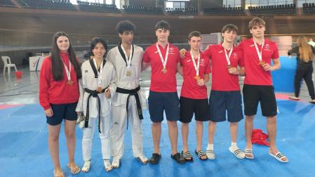 Medallistas en el Open Mallorca de taekwondo