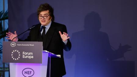 El presidente de Argentina, Javier Milei, interviene en el desayuno informativo del Fórum Europa del que es protagonista