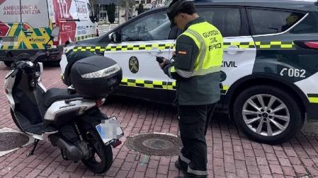 Herida una mujer de 48 años tras un accidente con una moto en Galar