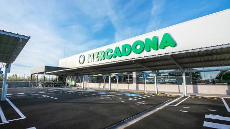 Fachada del nuevo Mercadona abierto en Tudela