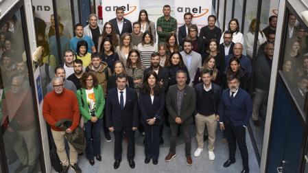 Foto de grupo de la apertura del curso del Título propio en cooperativismo y Economía Social de la UPNA