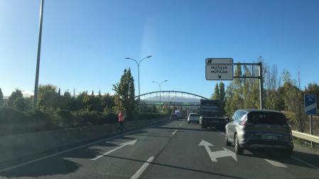 Accidente entre dos vehículos este miércoles en la PA-30