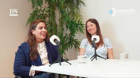 ¿Cómo afecta la dificultad de acceder a una vivienda a los proyectos de vida de los jóvenes navarros? En este nuevo episodio de Desafíos de Navarra, abordamos el encarecimiento del alquiler, las dificultades para emanciparse y los obstáculos para conseguir una vivienda propia.
Junto a Ramón Uría Regojo, investigador predoctoral en la Universidad de Navarra y beneficiario de la ayuda Emanzipa, e Icíar Antoñanzas Soteras y Emma Robelo Porta, dos de las afectadas por los retrasos de la promoción de viviendas protegidas de Maristas, conocemos tres historias personales que reflejan los desafíos del acceso a la vivienda en Navarra. Hablamos sobre la importancia de las ayudas públicas, la incertidumbre de las familias adjudicatarias de VPO y las dificultades para encontrar un hogar estable.