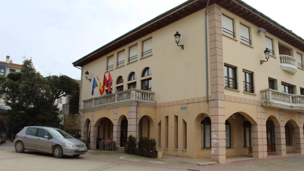 Piden 7 años de cárcel para el exsecretario del Ayuntamiento de Oteiza