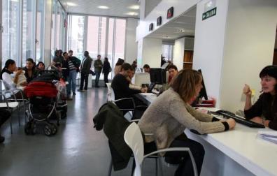 Imagen del interior de las oficinas del Registro Civil, de Pamplona. ARCHIVO