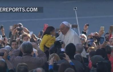 “Mamá, que me voy de paseo con el Papa”