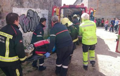 Rescate de un motorista en San Cristóbal.