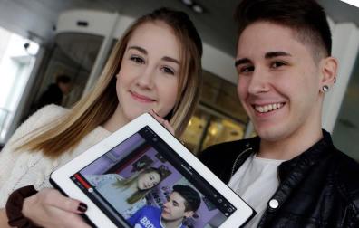 Judith Jaso Romero (15 años) y su hermano Fernando (20).