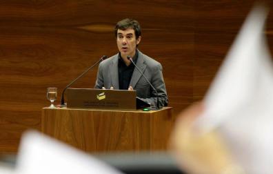 El diputado Eduardo Santos, en huelga de hambre contra el acuerdo UE-Turquía